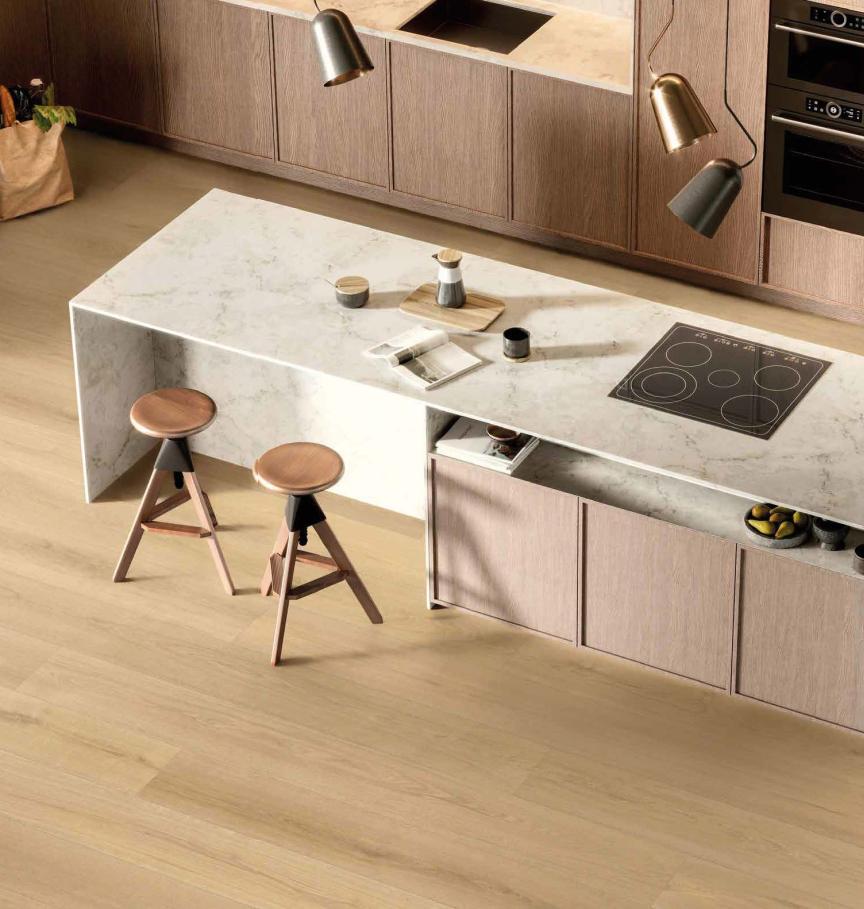 LAALT12K659_Sol_Stratifie_Lamina_Altitude_12_Chene_Blond_Montreux_K659_RS